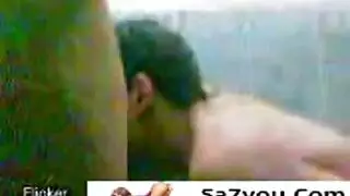 عربية وقحة تشرشر وتئن