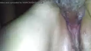 جنس فموي للنخبة: يمارس الجنس مع كس مراهقة بفمه