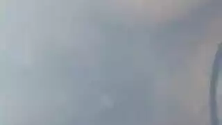 امرأة خبيرة تهيمن على رجل أصغر في مشهد إباحي طويل