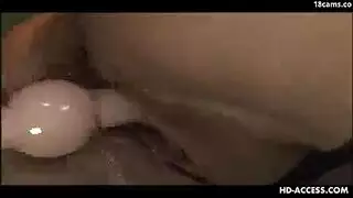  احتفال جنسي للمراهقين: حركة قضيب مزدوج وقذف