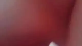 مراهقة جزائرية فقيرة تمارس الجنس من أجل المال