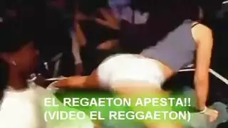 جلسة إباحية نهارية: كل شيء عن ذلك الكس المشدود