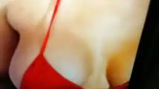 علاقة مكتبية مثيرة تتحول إلى حفلة جنس ثلاثية مع الزوج والمدير يشاركانها فتحاتها