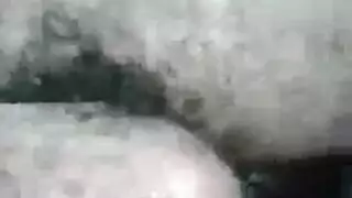 البنت تتناك من زب الاسود حتى تخرج امخا من سجن