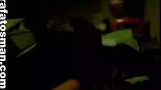 تقفيش وبوس في حبيبته