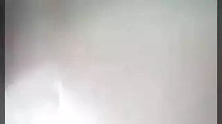 فتاة سعودية تخدم قضيب الزوج اللبناني بجنس فموي مخنوق وضرب قوي