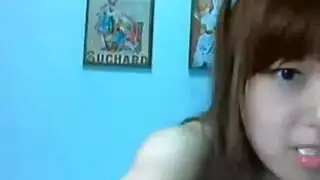 بنت تلعب في كسها وتنيكه ويب كام