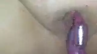 الهرة الأكل ناضجة الهواة أقصى