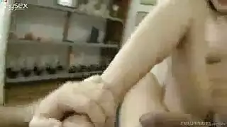 شعر طويل منظف عاري